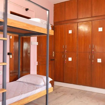 Roambay - Gokulam Hostel Mysore Buitenkant foto