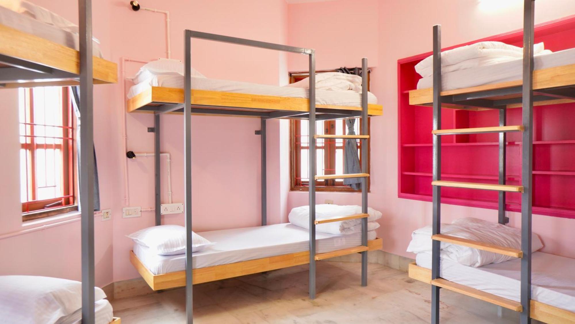 Roambay - Gokulam Hostel Mysore Buitenkant foto