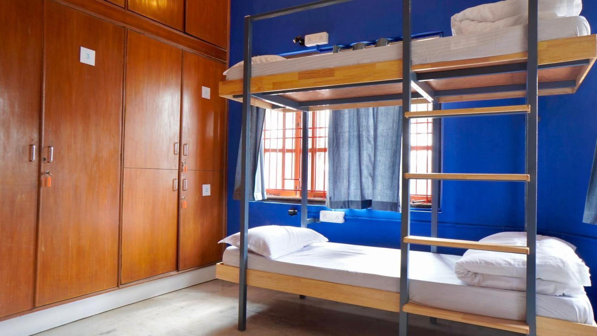 Roambay - Gokulam Hostel Mysore Buitenkant foto