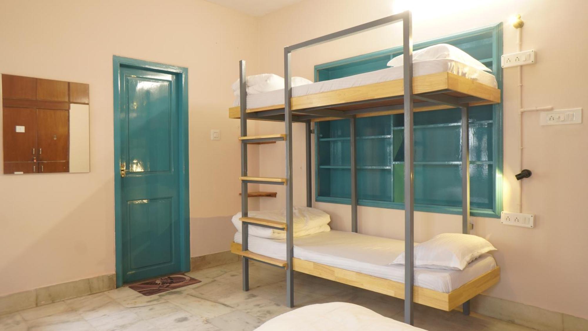 Roambay - Gokulam Hostel Mysore Buitenkant foto