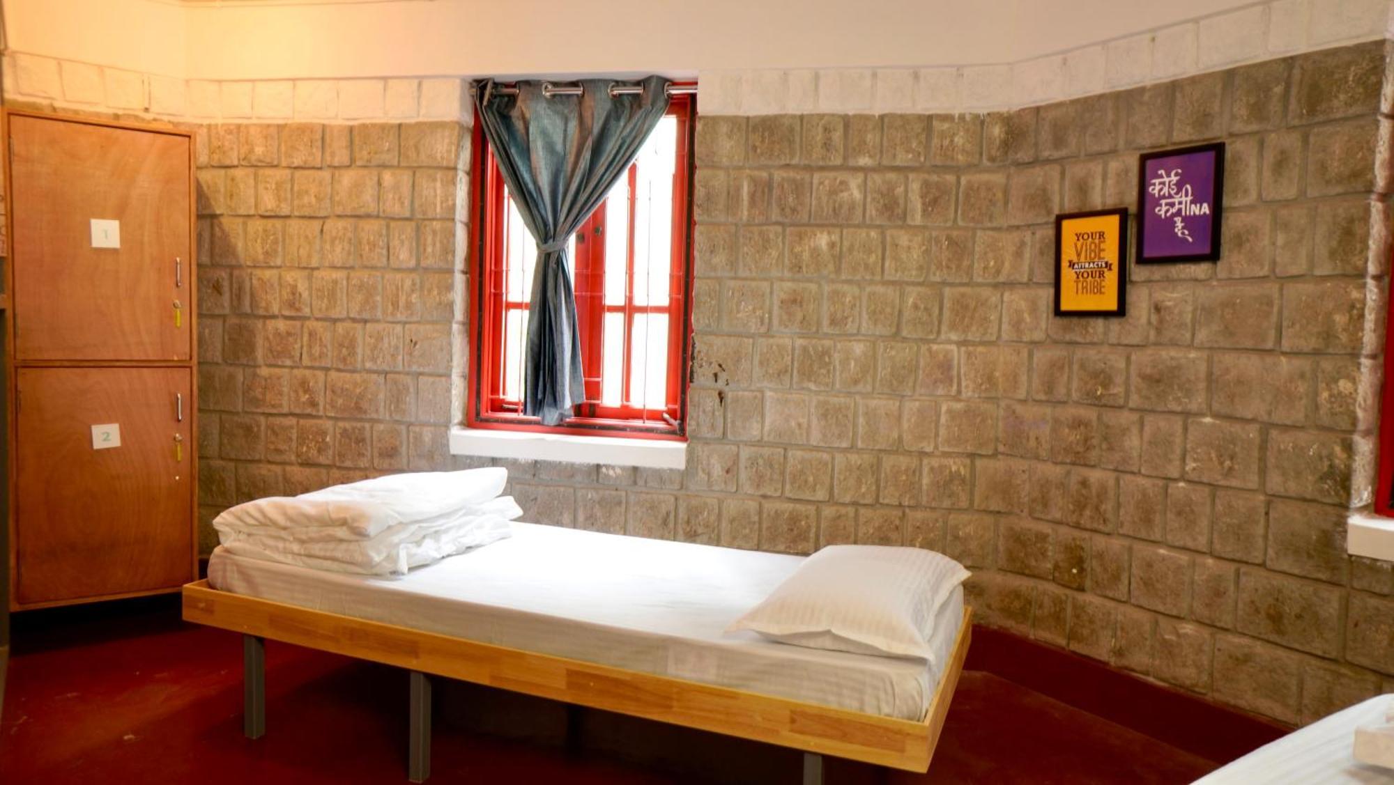 Roambay - Gokulam Hostel Mysore Buitenkant foto